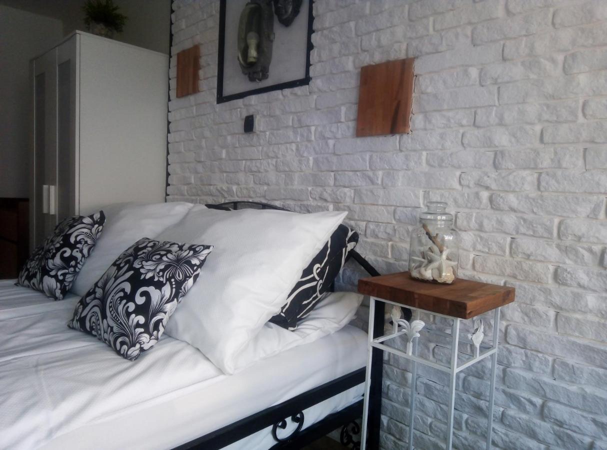 K 2 Hotel Jastrzębia Góra Kültér fotó
