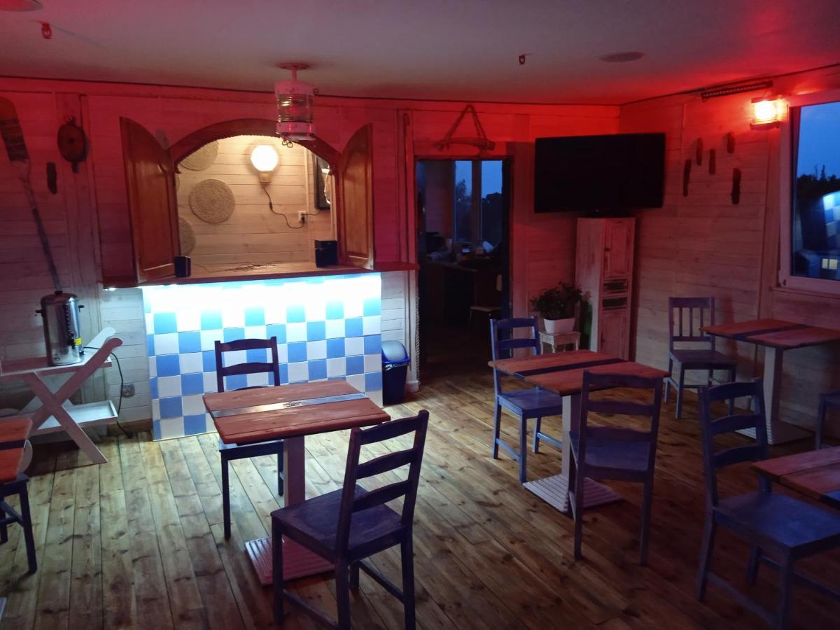 K 2 Hotel Jastrzębia Góra Kültér fotó